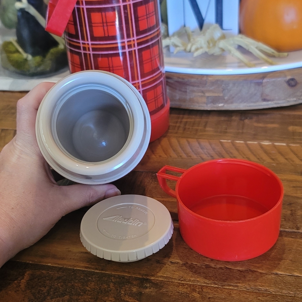 Vintage Aladdin Thermo Bottles-Red and Black Plaid - Picture 11 of 11